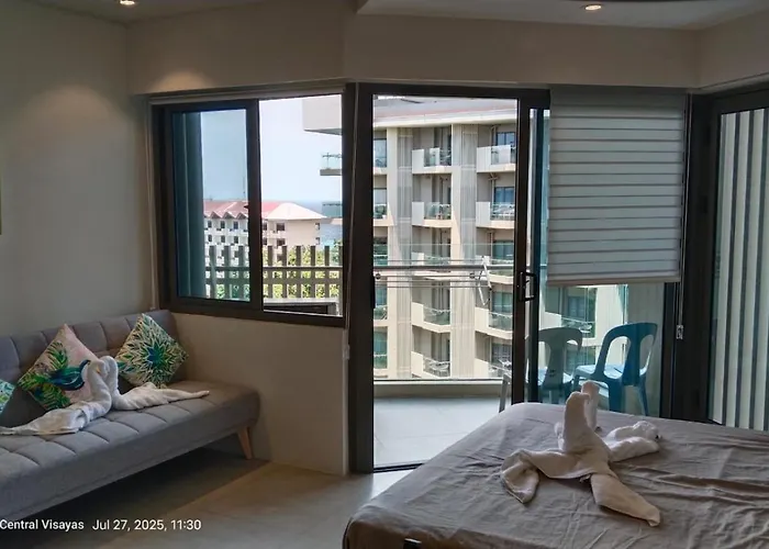 Appart hôtel 70 Sqm Beachfront In Lapulapu Near Mactan Airport Near Tambuli 2*