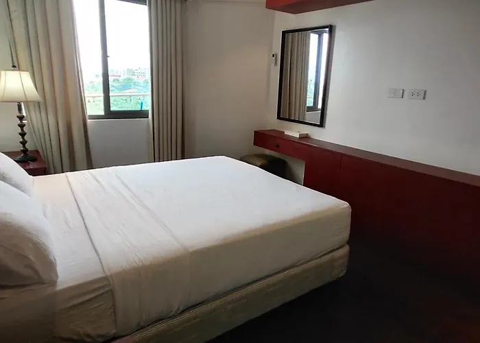Appart hôtel 70 Sqm Beachfront In Lapulapu Near Mactan Airport Near Tambuli Île de Mactan