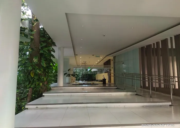 70 Sqm Beachfront In Lapulapu Near Mactan Airport Near Tambuli Appart hôtel