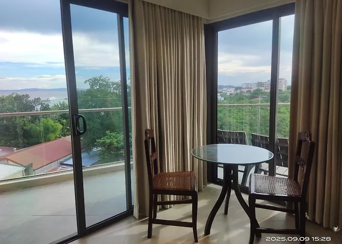 Appart hôtel 70 Sqm Beachfront In Lapulapu Near Mactan Airport Near Tambuli